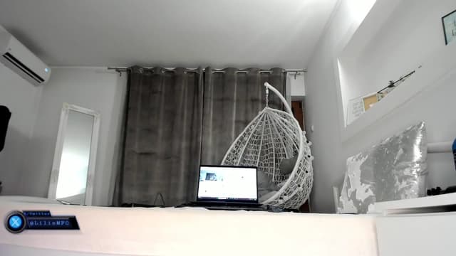 Gallery image thumbnail from Lilie's myfreecams stream on, 08/01/2025, 19:09 image 11 of 20