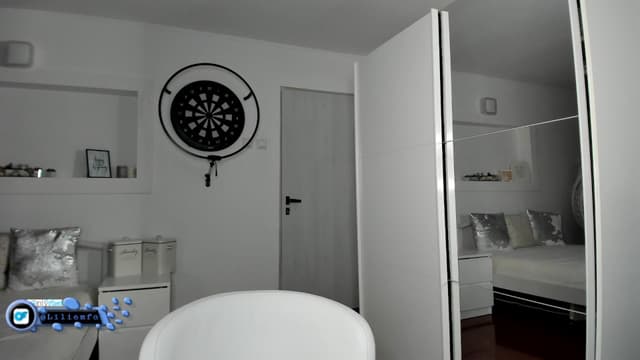 Gallery image thumbnail from Lilie's myfreecams stream on, 11/01/2025, 17:35 image 16 of 20