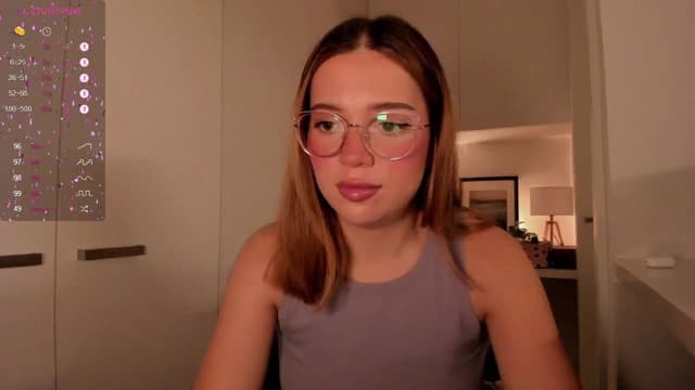 Gallery image thumbnail from Lisaa's myfreecams stream on, 09/23/2024, 15:26 image 14 of 20