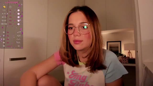 Gallery image thumbnail from Lisaa's myfreecams stream on, 09/24/2024, 14:57 image 12 of 20