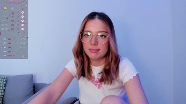 Gallery image thumbnail from Lisaa's myfreecams stream on, 10/14/2024, 03:17 image 20 of 20