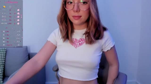 Gallery image thumbnail from Lisaa's myfreecams stream on, 10/14/2024, 03:17 image 14 of 20