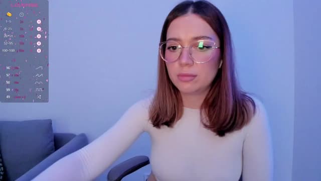 Gallery image thumbnail from Lisaa's myfreecams stream on, 10/15/2024, 07:45 image 18 of 20