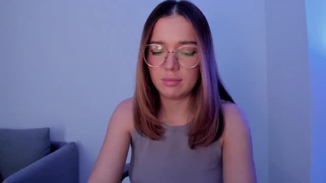 Gallery image thumbnail from Lisaa's myfreecams stream on, 10/25/2024, 08:30 image 9 of 20