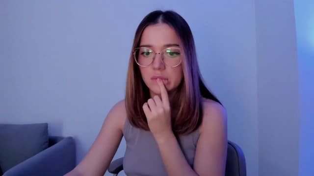 Gallery image thumbnail from Lisaa's myfreecams stream on, 10/25/2024, 08:30 image 14 of 20