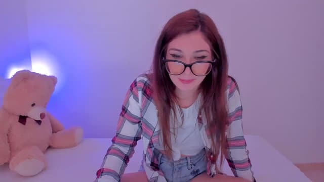 Gallery image thumbnail from LivM_'s myfreecams stream on, 12/29/2023, 09:25 image 4 of 20