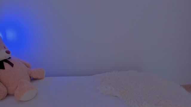 Gallery image thumbnail from LivM_'s myfreecams stream on, 01/27/2024, 09:35 image 4 of 20