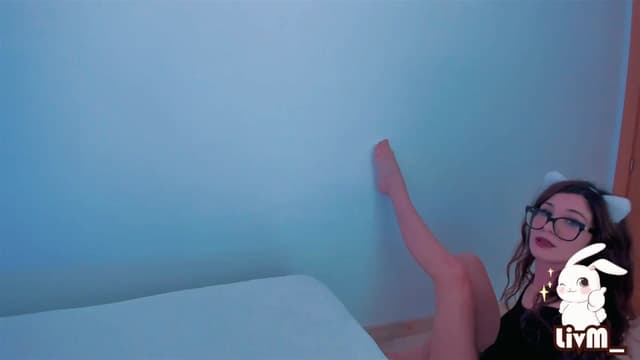 Gallery image thumbnail from LivM_'s myfreecams stream on, 02/21/2024, 09:35 image 8 of 20