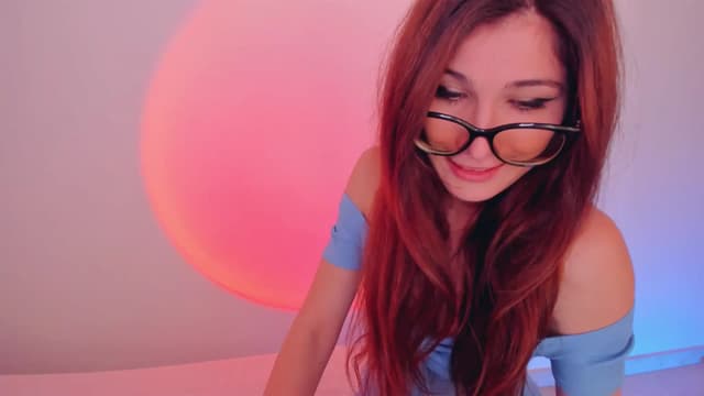 Gallery image thumbnail from LivM_'s myfreecams stream on, 05/08/2024, 08:01 image 16 of 20