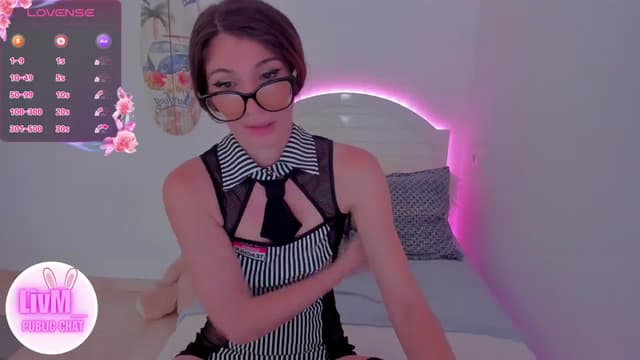Gallery image thumbnail from LivM_'s myfreecams stream on, 09/15/2024, 09:08 image 18 of 20