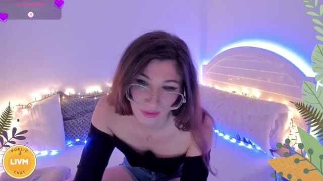 Gallery image thumbnail from LivM_'s myfreecams stream on, 11/02/2024, 09:39 image 9 of 20