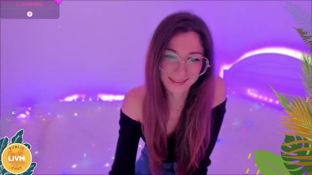 Gallery image thumbnail from LivM_'s myfreecams stream on, 11/11/2024, 08:32 image 1 of 20
