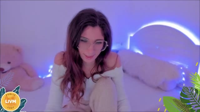 Gallery image thumbnail from LivM_'s myfreecams stream on, 11/30/2024, 08:56 image 16 of 20