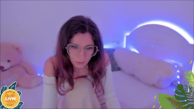 Gallery image thumbnail from LivM_'s myfreecams stream on, 11/30/2024, 08:56 image 9 of 20