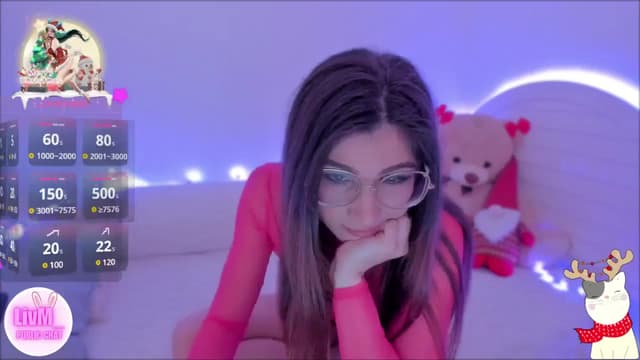 Gallery image thumbnail from LivM_'s myfreecams stream on, 12/19/2024, 09:19 image 8 of 20