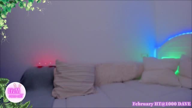 Gallery image thumbnail from LivM_'s myfreecams stream on, 02/06/2025, 09:03 image 13 of 20