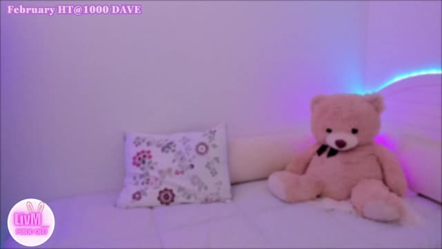 Gallery image thumbnail from LivM_'s myfreecams stream on, 02/16/2025, 09:32 image 12 of 20