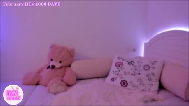 Gallery image thumbnail from LivM_'s myfreecams stream on, 02/22/2025, 09:56 image 10 of 20