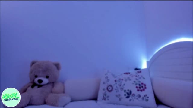 Gallery image thumbnail from LivM_'s myfreecams stream on, 03/10/2025, 10:16 image 11 of 20