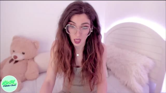 Gallery image thumbnail from LivM_'s myfreecams stream on, 03/11/2025, 10:05 image 6 of 20