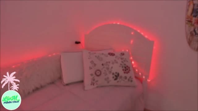 Gallery image thumbnail from LivM_'s myfreecams stream on, 03/19/2025, 08:59 image 12 of 20
