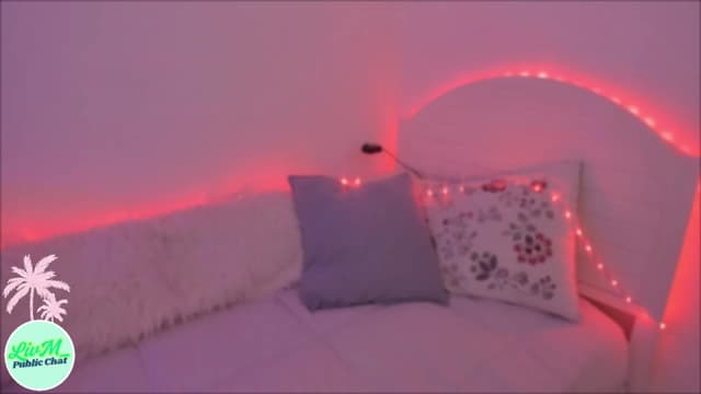Gallery image thumbnail from LivM_'s myfreecams stream on, 03/21/2025, 08:36 image 15 of 20