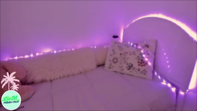 Gallery image thumbnail from LivM_'s myfreecams stream on, 03/22/2025, 09:22 image 18 of 20
