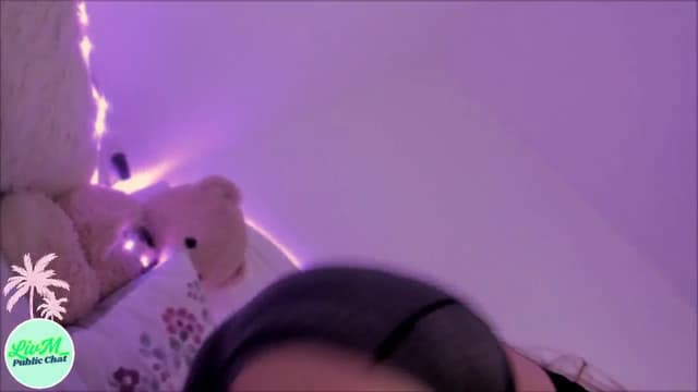 Gallery image thumbnail from LivM_'s myfreecams stream on, 03/27/2025, 07:43 image 17 of 20