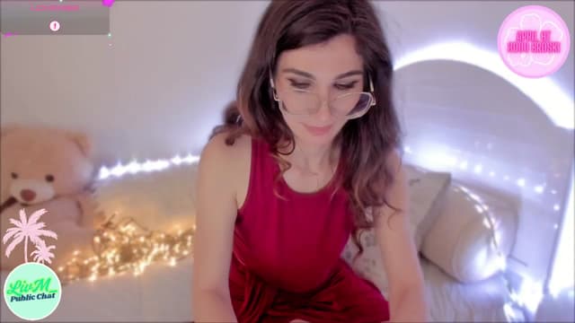Gallery image thumbnail from LivM_'s myfreecams stream on, 04/06/2025, 09:16 image 13 of 20