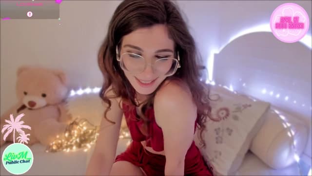 Gallery image thumbnail from LivM_'s myfreecams stream on, 04/06/2025, 09:16 image 19 of 20