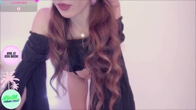 Gallery image thumbnail from LivM_'s myfreecams stream on, 04/14/2025, 08:38 image 15 of 20