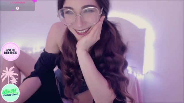 Gallery image thumbnail from LivM_'s myfreecams stream on, 04/14/2025, 08:38 image 8 of 20