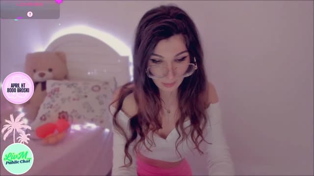 Gallery image thumbnail from LivM_'s myfreecams stream on, 04/16/2025, 09:23 image 8 of 20