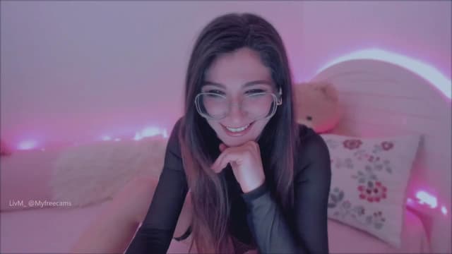 Gallery image thumbnail from LivM_'s myfreecams stream on, 05/12/2025, 07:04 image 12 of 20