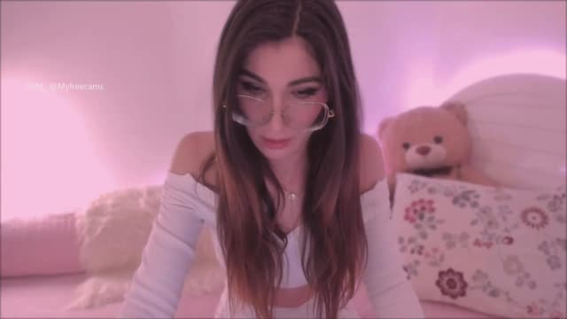 Gallery image thumbnail from LivM_'s myfreecams stream on, 06/02/2025, 07:10 image 16 of 20