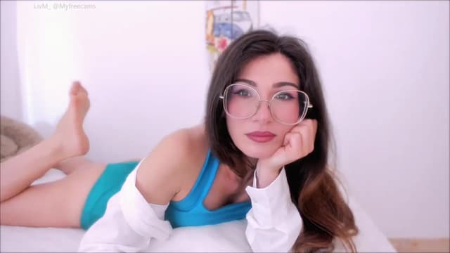 Gallery image thumbnail from LivM_'s myfreecams stream on, 07/25/2025, 08:19 image 3 of 20