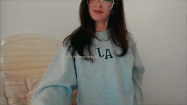 Gallery image thumbnail from LivM_'s myfreecams stream on, 10/11/2025, 07:56 image 19 of 20
