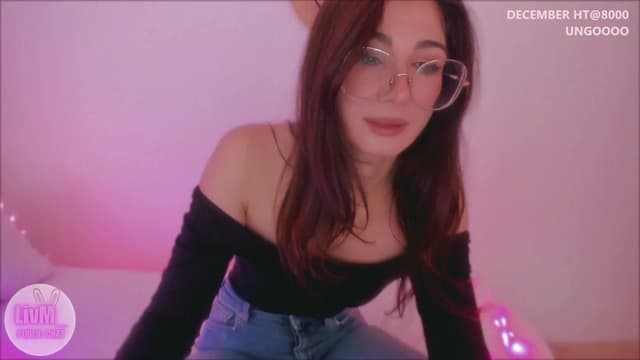 Gallery image thumbnail from LivM_'s myfreecams stream on, 12/18/2025, 09:05 image 9 of 20