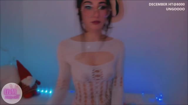 Gallery image thumbnail from LivM_'s myfreecams stream on, 12/23/2025, 09:43 image 20 of 20