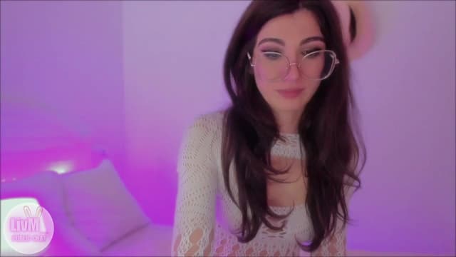 Gallery image thumbnail from LivM_'s myfreecams stream on, 01/23/2026, 09:43 image 14 of 20