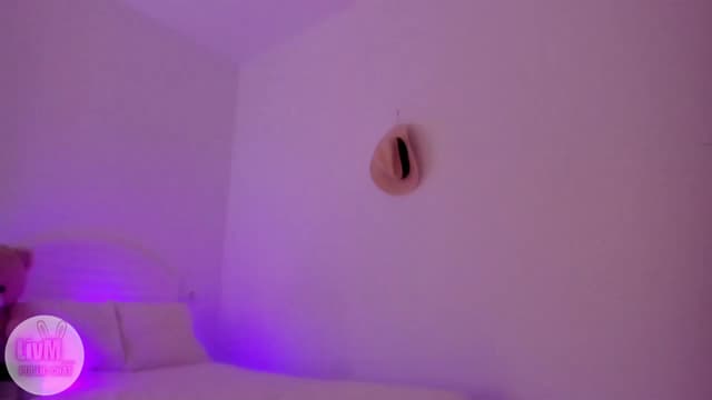 Gallery image thumbnail from LivM_'s myfreecams stream on, 01/30/2026, 09:14 image 15 of 20