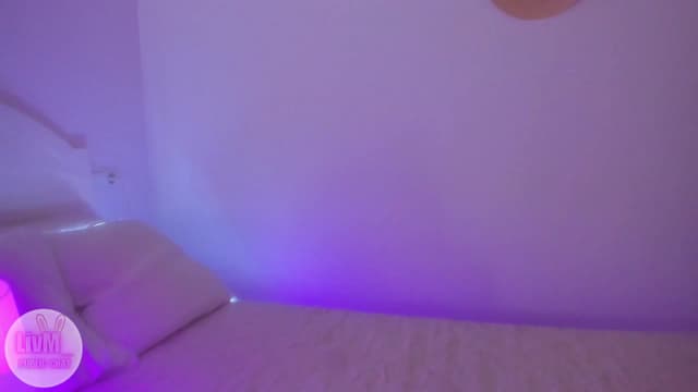 Gallery image thumbnail from LivM_'s myfreecams stream on, 02/05/2026, 09:02 image 16 of 20