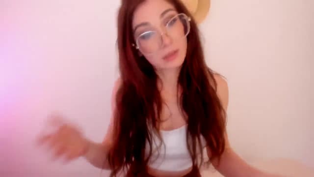 Gallery image thumbnail from LivM_'s myfreecams stream on, 05/05/2026, 08:38 image 7 of 20