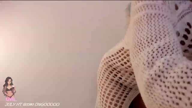 Gallery image thumbnail from LivM_'s myfreecams stream on, 07/12/2026, 07:53 image 11 of 20