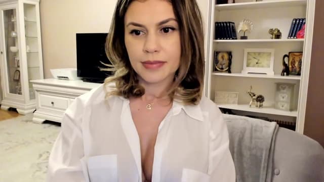 Gallery image thumbnail from Lu126's myfreecams stream on, 11/20/2022, 04:55 image 17 of 20