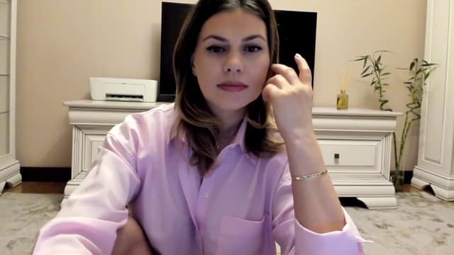Gallery image thumbnail from Lu126's myfreecams stream on, 12/01/2022, 08:01 image 16 of 20