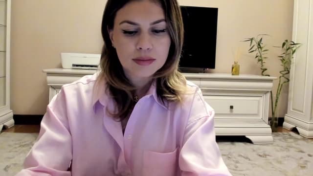 Gallery image thumbnail from Lu126's myfreecams stream on, 12/01/2022, 08:01 image 11 of 20