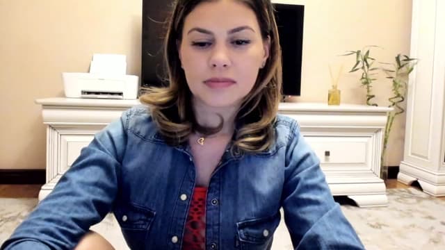 Gallery image thumbnail from Lu126's myfreecams stream on, 11/26/2022, 05:43 image 18 of 20