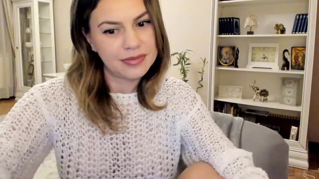 Gallery image thumbnail from Lu126's myfreecams stream on, 12/04/2022, 03:57 image 10 of 20