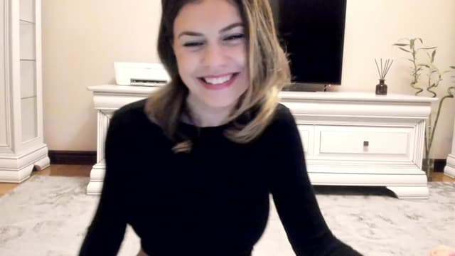 Gallery image thumbnail from Lu126's myfreecams stream on, 12/05/2022, 04:40 image 13 of 20